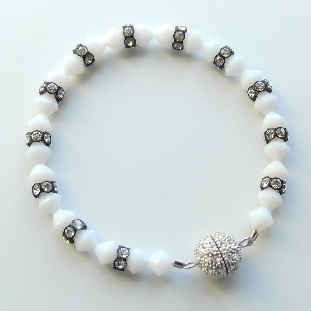 Handmade Swarovski White Alabaster Beaded Bracelet